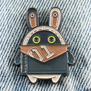 Pin de esmalte do Bangboo, robô coelho de Zenless Zone Zero, preso em tecido jeans