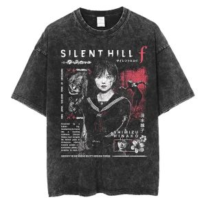 Camiseta preta lavada com a estampa de Silent Hill f e a personagem Hinako Shimizu