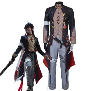 Cosplay do Blade, de Honkai: Star Rail: casaco longo escuro com bordados e calça cinza, ao lado da arte do personagem