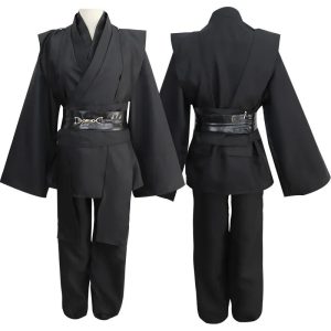 Conjunto Jedi preto com manto, túnica, calça e cinto, no estilo do Anakin Skywalker, de Star Wars