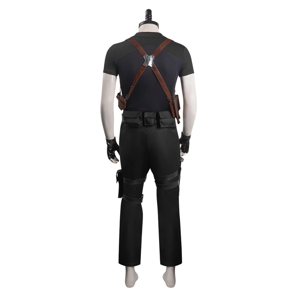 Costas do cosplay do Leon S. Kennedy, de Resident Evil 4, com as tiras cruzadas do coldre