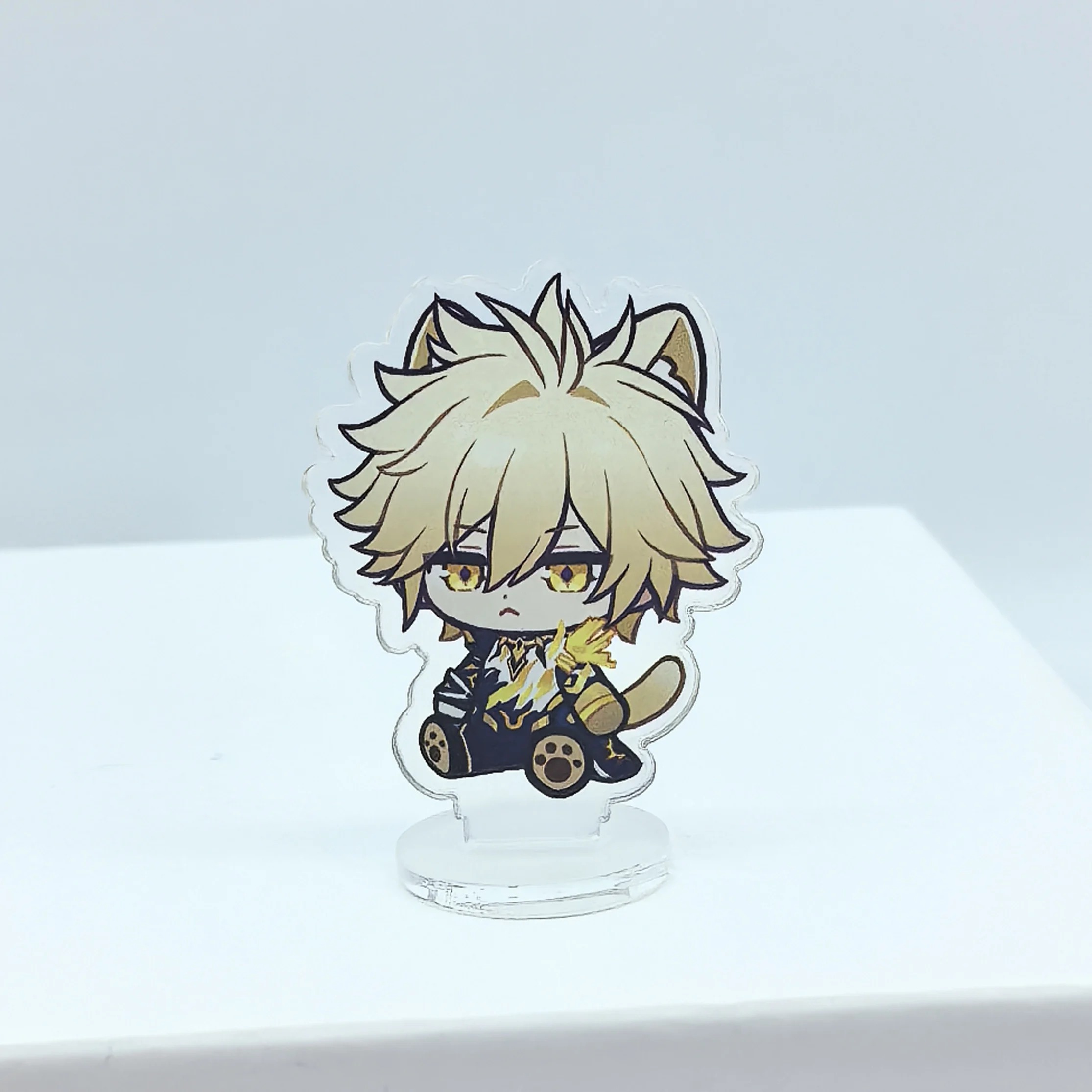 Display de acrílico chibi de gatinho de cabelo loiro de Honkai: Star Rail, sobre base transparente