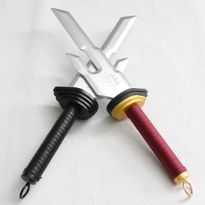 Duas espadas de prop do Toji, de Jujutsu Kaisen, uma com cabo vermelho e dourado e outra com cabo preto