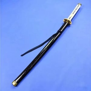 Espada Yamato do Vergil com empunhadura branca e bainha preta em fundo azul, prop de cosplay