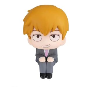 Mini figure chibi do Reigen Arataka, de Mob Psycho 100, sentado de terno cinza e gravata rosa