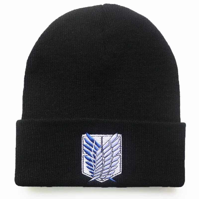 Gorro de tricô preto com o emblema bordado das Asas da Liberdade, de Attack on Titan
