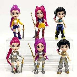 Kit com seis figures das Guerreiras do K-Pop em duas fileiras, com cabelos rosa, roxo e preto, e armas