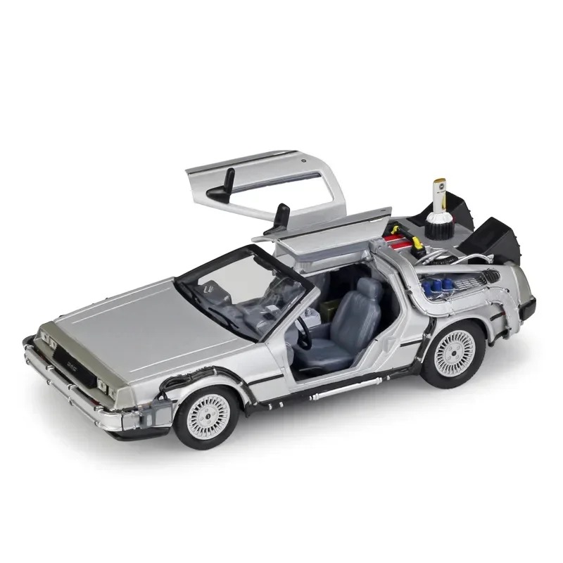 Miniatura do DeLorean prateado de De Volta para o Futuro com as portas abertas