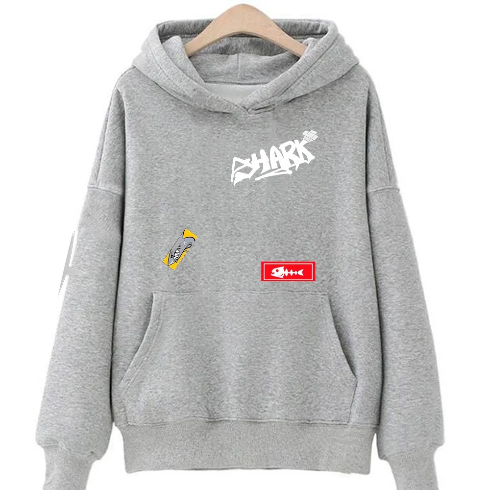 Moletom cinza com capuz e bolso canguru com estampa da Ellen Joe, de Zenless Zone Zero