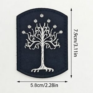 Patch bordado da Árvore Branca de Gondor, de O Senhor dos Anéis, em branco sobre fundo preto, com 5,8 x 7,9 cm