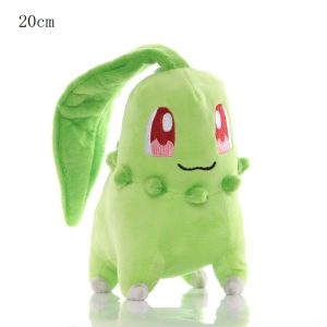 Pelúcia da Chikorita verde, de Pokémon, de lado, com a folha grande na cabeça