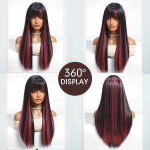 Peruca longa preta com mechas vinho e franja reta, em quatro ângulos no manequim