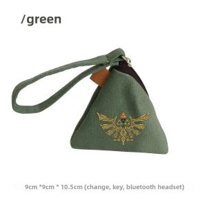 Porta-moedas triangular de lona verde com brasão Hylian dourado, de The Legend of Zelda