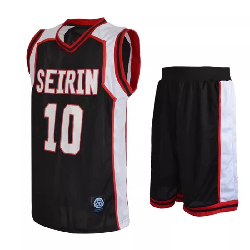 Conjunto de regata e shorts pretos do time Seirin com o número 10 e detalhes vermelhos, de Kuroko no Basket